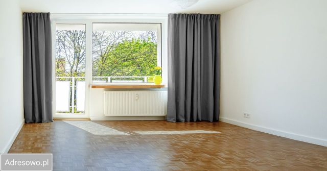 Mieszkanie 3-pokojowe Warszawa Targówek, ul. Krasiczyńska. Zdjęcie 1