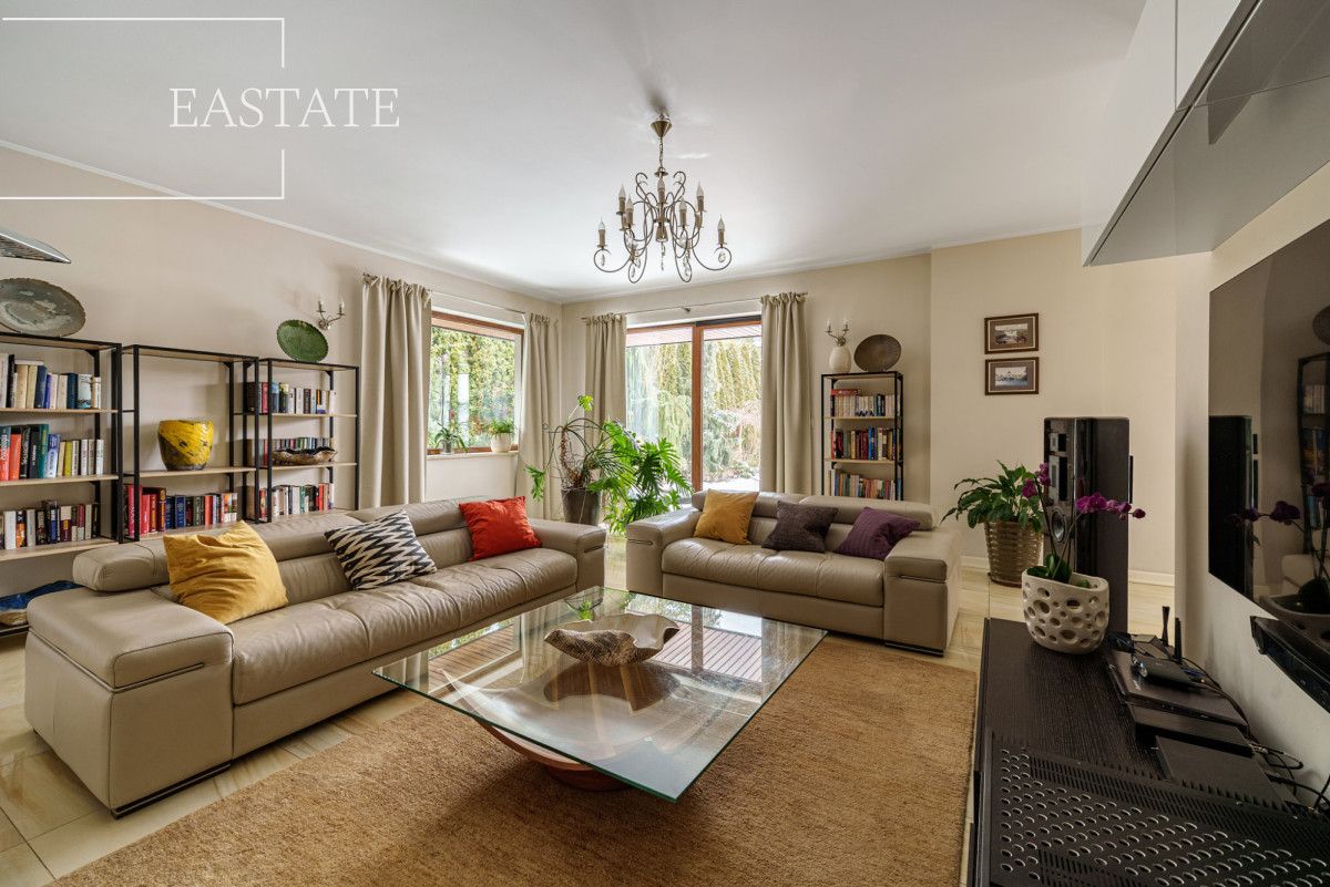 dom wolnostojący, 5 pokoi Parcela-Obory. Zdjęcie 1