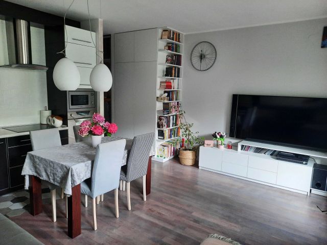 Mieszkanie 3-pokojowe Warszawa Tarchomin, ul. Christa Botewa. Zdjęcie 1