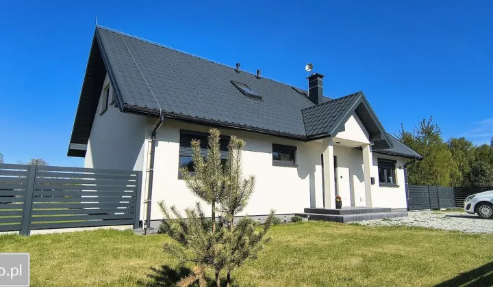 dom wolnostojący, 6 pokoi Jelcz-Laskowice
