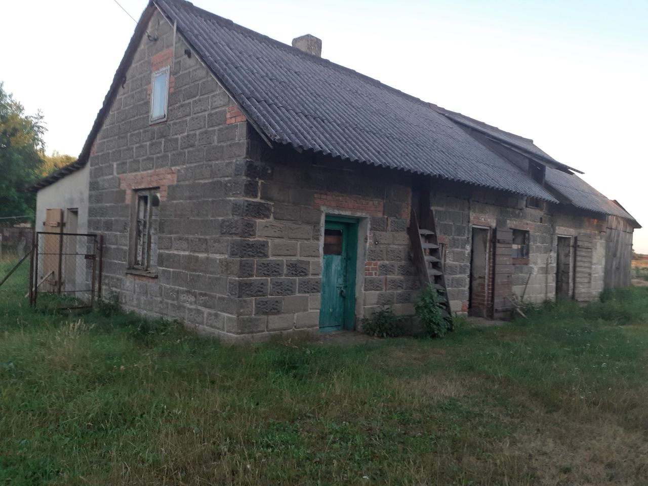 gospodarstwo, 6 pokoi Lututów Piaski, ul. Piaski. Zdjęcie 4