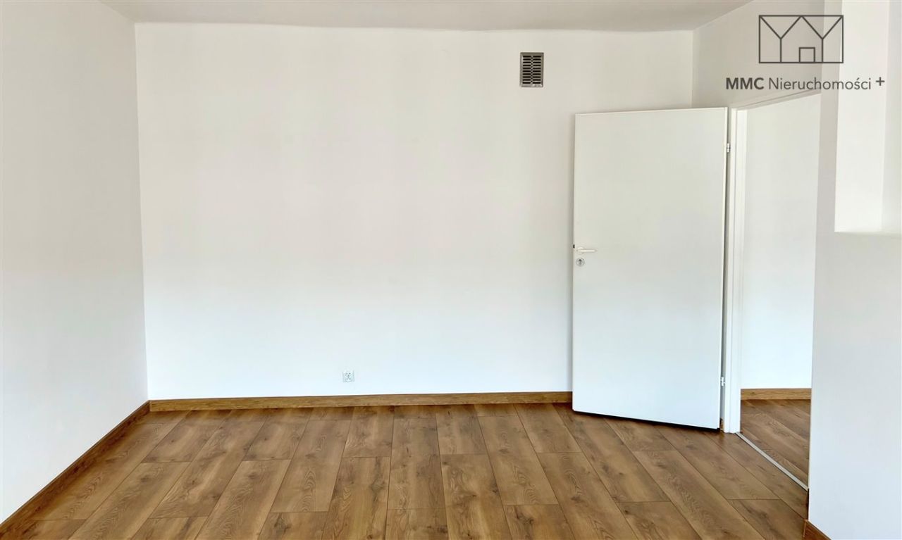 Lokal Chorzów Batory, pl. Stefana Batorego. Zdjęcie 3