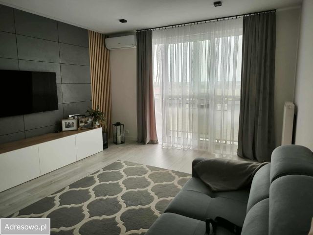 Mieszkanie 3-pokojowe Białystok Os. Młodych, ul. Prowiantowa. Zdjęcie 1