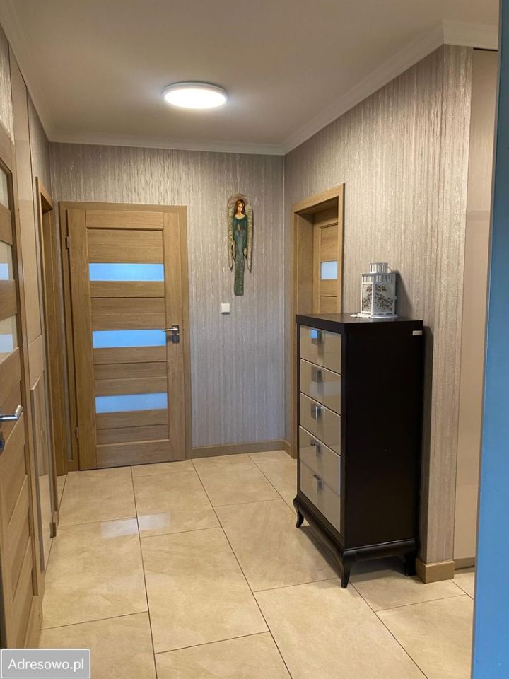 Mieszkanie 4-pokojowe Bielawa. Zdjęcie 9