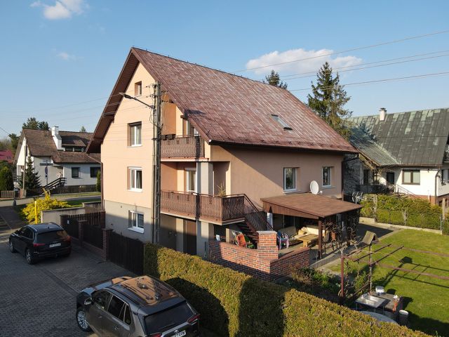 dom wolnostojący, 8 pokoi Opole Winów, pl. Róż. Zdjęcie 21