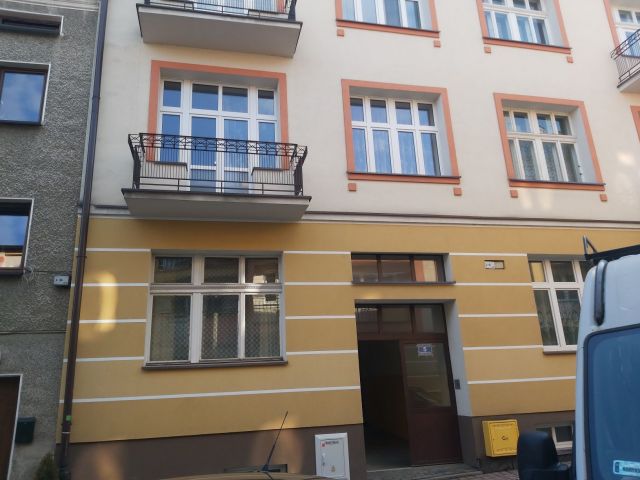Mieszkanie 3-pokojowe Gorlice, ul. Ignacego Łukasiewicza. Zdjęcie 1