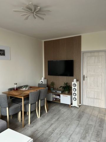 Mieszkanie 4-pokojowe Radlin. Zdjęcie 1