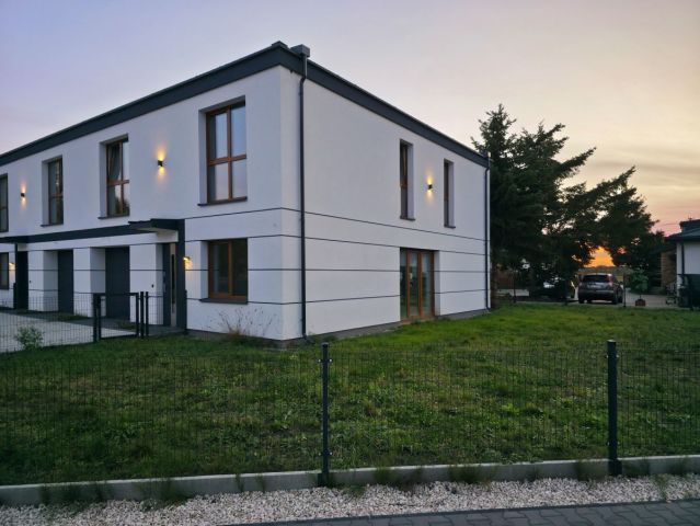 bliźniak, 5 pokoi Warszawa Wilanów, ul. Ruczaj. Zdjęcie 2