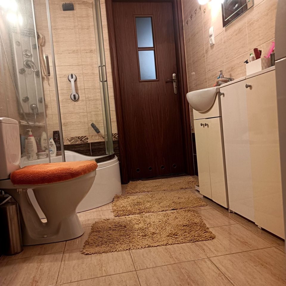 Mieszkanie 3-pokojowe Pabianice. Zdjęcie 4