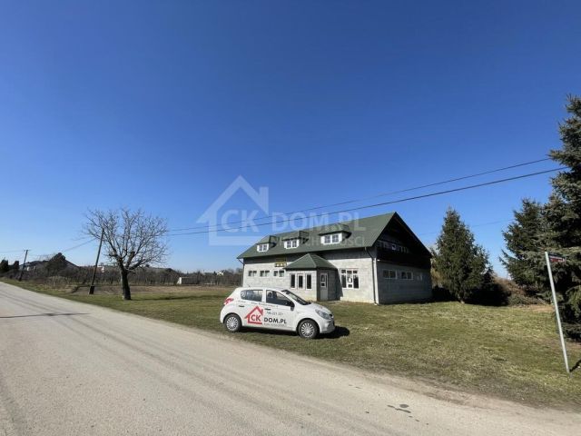 dom wolnostojący, 15 pokoi Bogoria Skotnicka. Zdjęcie 6