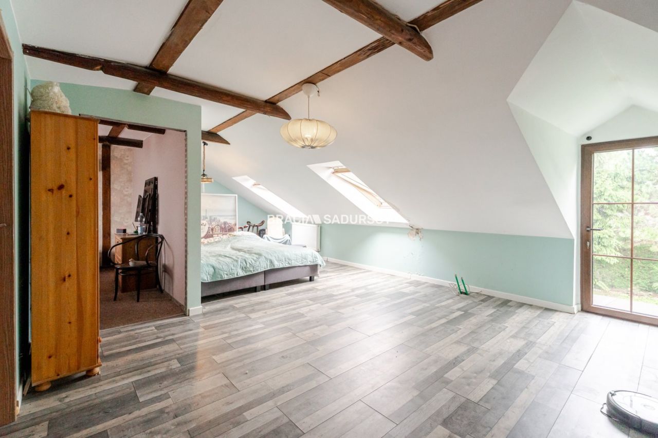 dom wolnostojący, 5 pokoi Kraków, ul. Lubocka. Zdjęcie 9