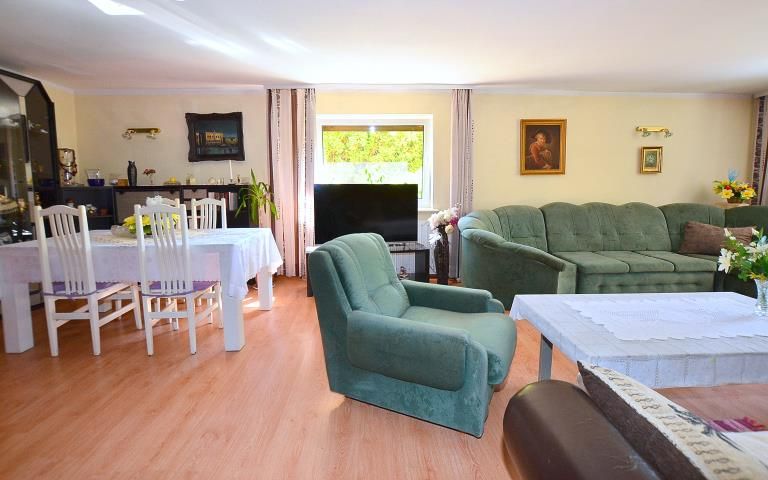 dom wolnostojący, 5 pokoi Świerklaniec, ul. Romantyczna. Zdjęcie 9