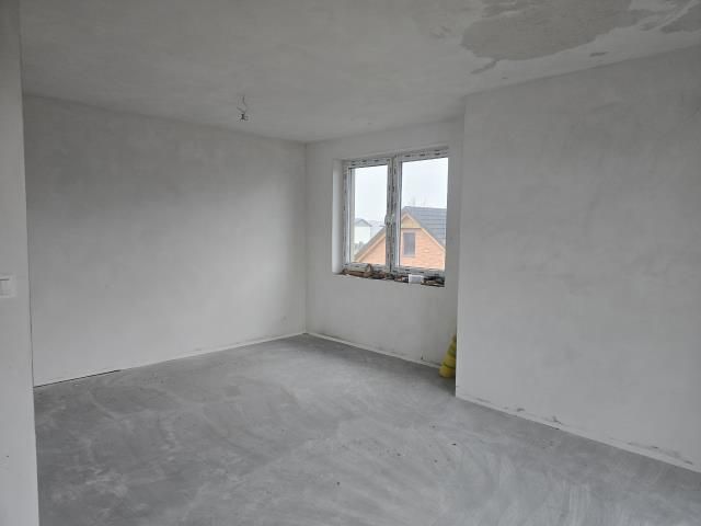 dom wolnostojący, 4 pokoje Emilianów. Zdjęcie 4