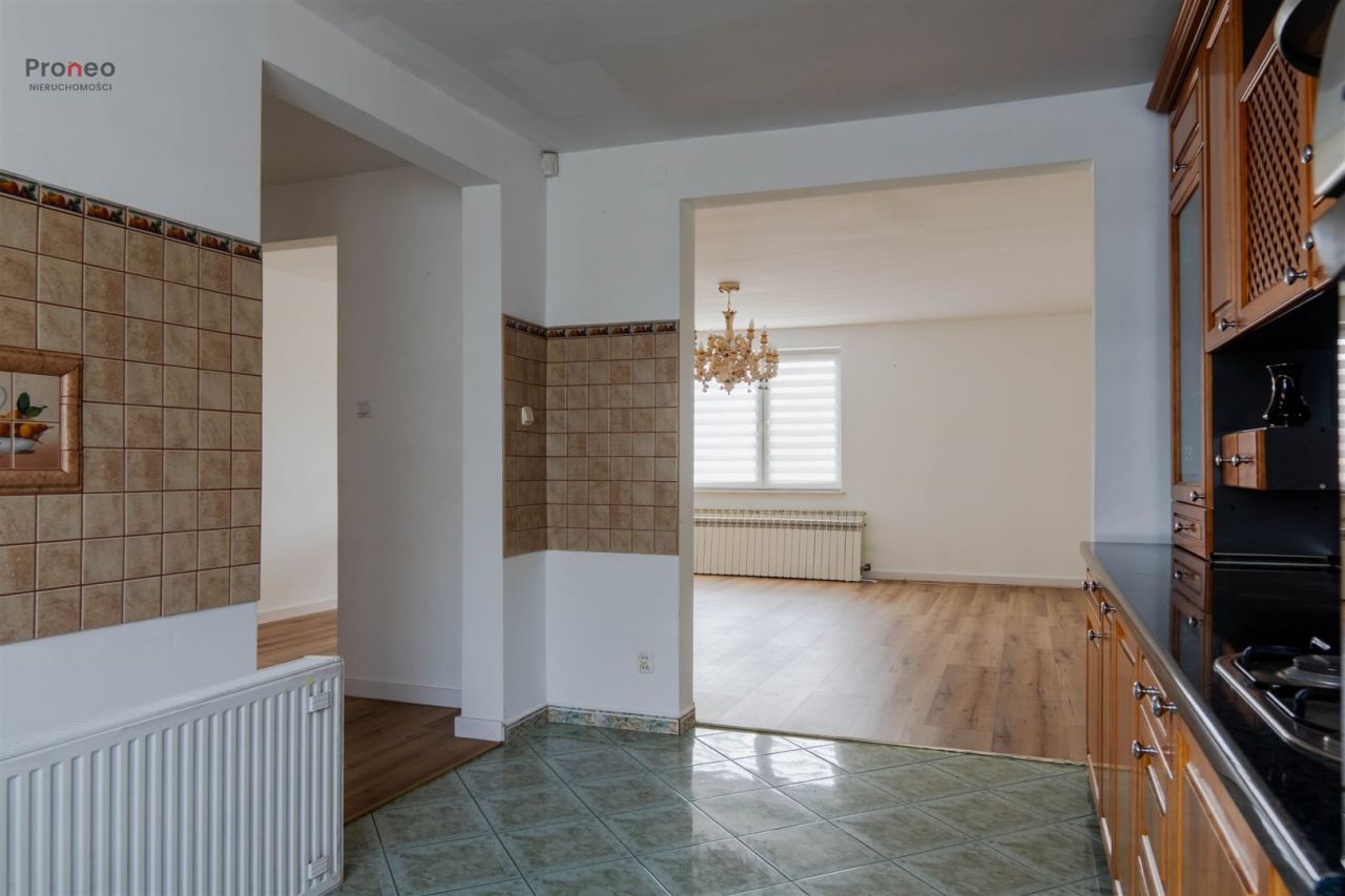 dom wolnostojący, 3 pokoje Stare Miasto. Zdjęcie 5