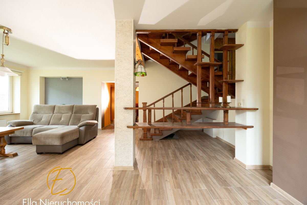 dom wolnostojący, 6 pokoi Jelenia Góra Zabobrze, ul. Wiśniowa. Zdjęcie 5