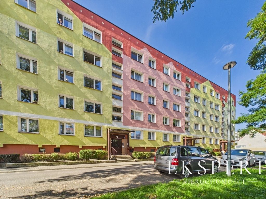 Mieszkanie 4-pokojowe Białogard, ul. Władysława Sikorskiego. Zdjęcie 1