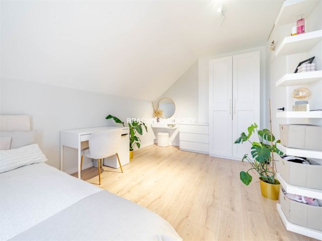 dom wolnostojący, 6 pokoi Młodziejowice. Zdjęcie 28