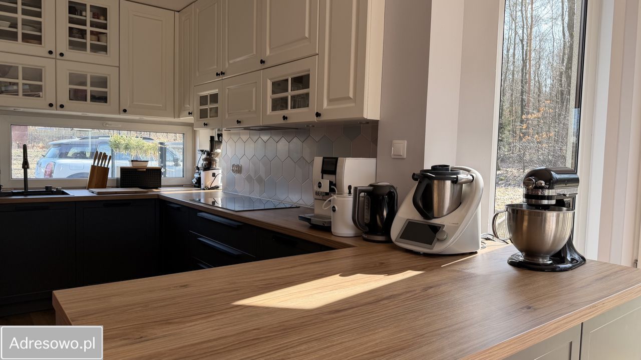 dom wolnostojący, 5 pokoi Tarnowskie Góry, ul. Jaworowa. Zdjęcie 4