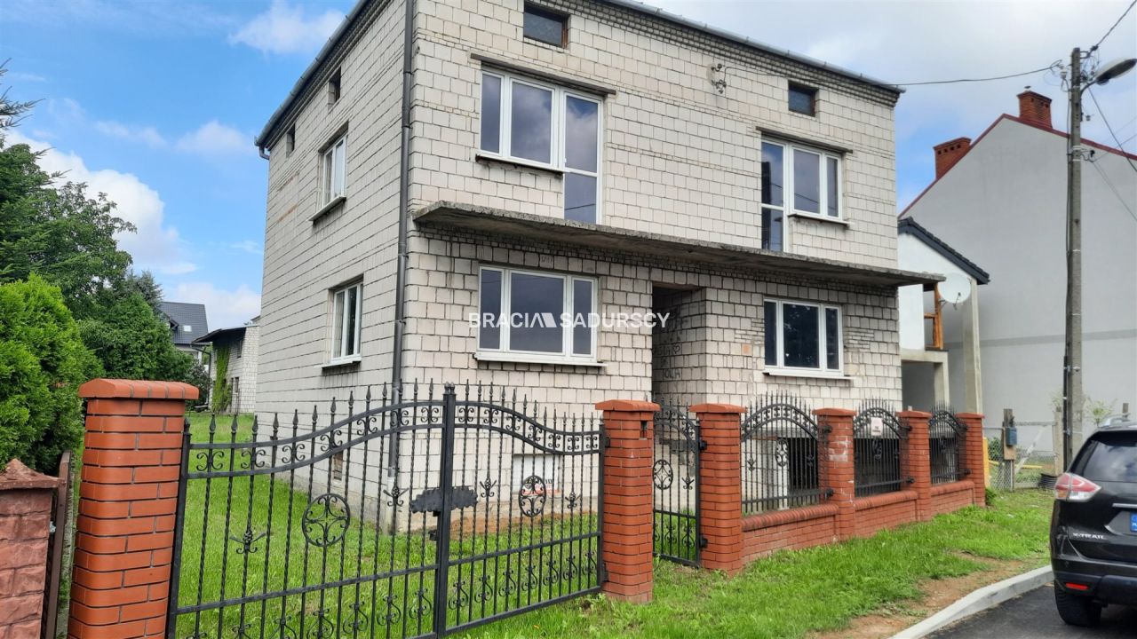 dom wolnostojący, 6 pokoi Skała, ul. Jana Sobieskiego