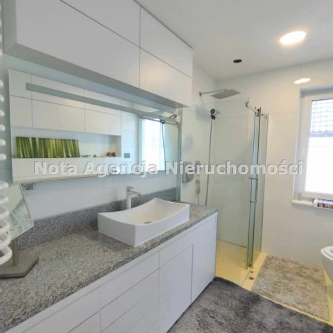 dom wolnostojący, 7 pokoi Wałbrzych Konradów. Zdjęcie 9