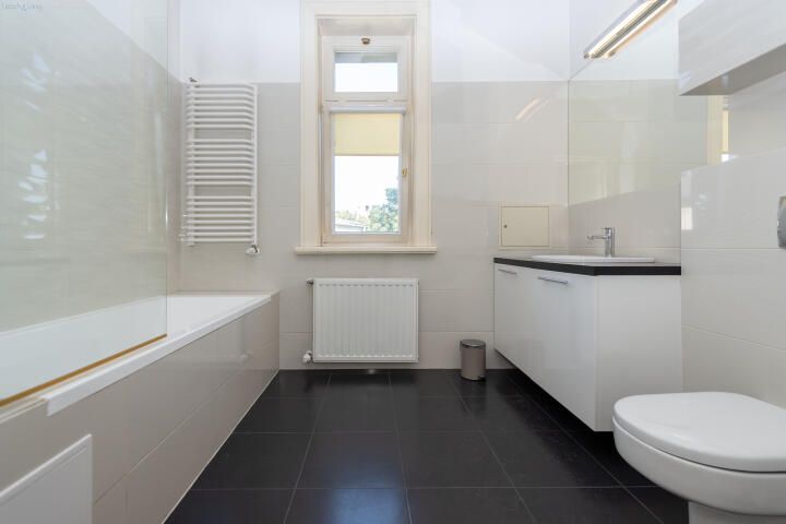 Mieszkanie 3-pokojowe Kraków Stare Miasto, ul. Józefa. Zdjęcie 6