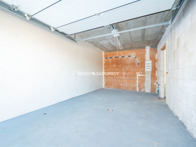 bliźniak, 4 pokoje Radziszów, ul. Zadworze Górne. Zdjęcie 19