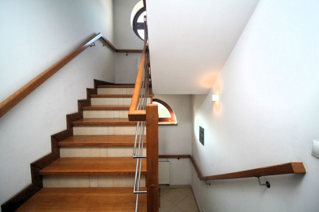 dom wolnostojący, 8 pokoi Krzeczów. Zdjęcie 4