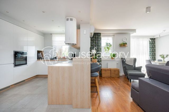 Mieszkanie 4-pokojowe Łódź Julianów, ul. gen. Józefa Bema. Zdjęcie 3