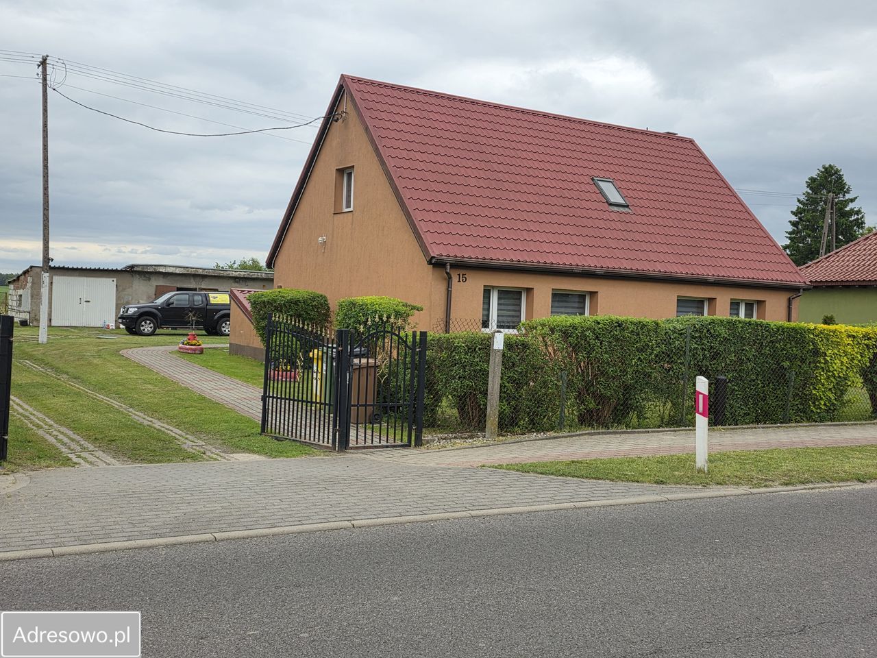 dom wolnostojący, 5 pokoi Miętno. Zdjęcie 4