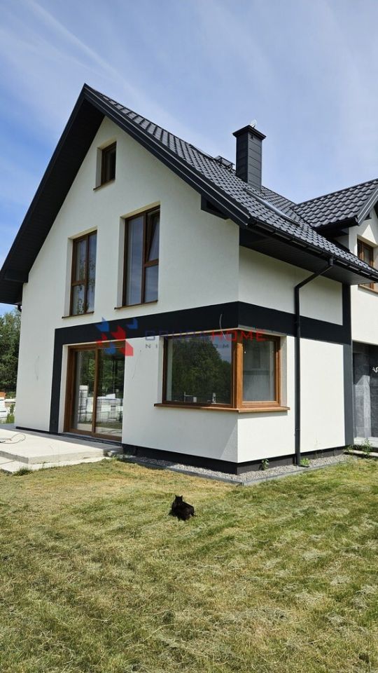 dom wolnostojący, 5 pokoi Łoś. Zdjęcie 1