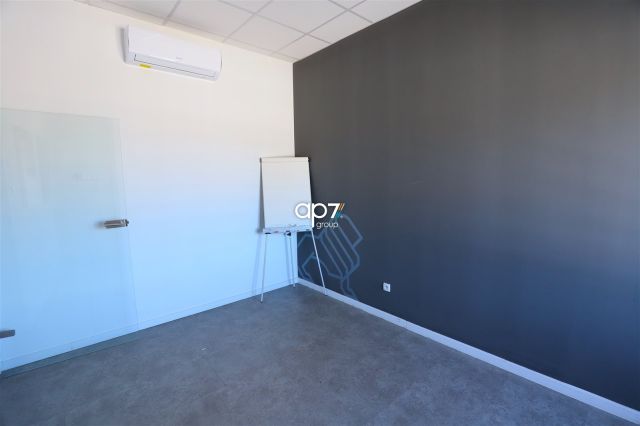 Biuro Zabierzów, ul. Wapienna. Zdjęcie 2