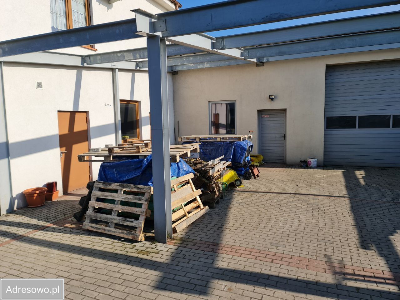 Hala/magazyn Laski. Zdjęcie 12