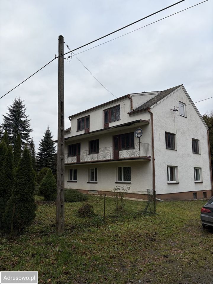 dom wolnostojący, 8 pokoi Brzeziny. Zdjęcie 3