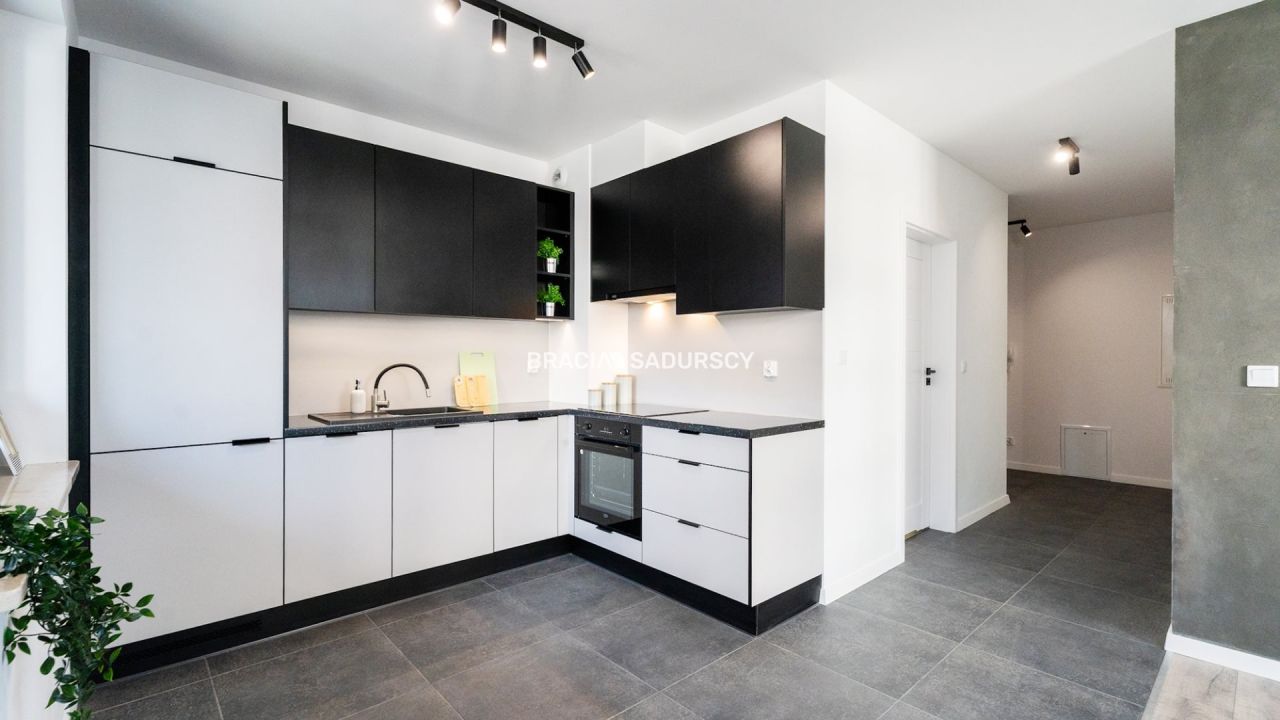 Mieszkanie 2-pokojowe Kraków Mistrzejowice, os. Bohaterów Września. Zdjęcie 4