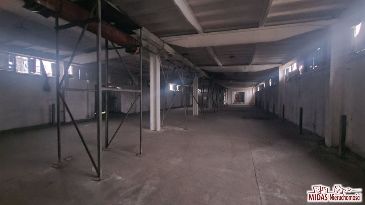 Hala/magazyn Lubraniec. Zdjęcie 7
