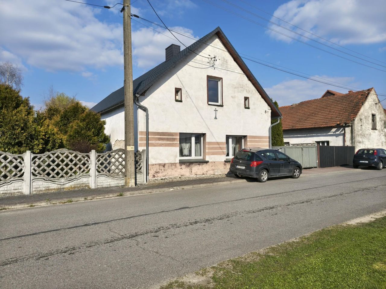 dom wolnostojący, 3 pokoje Ligota Czamborowa, ul. 1 Maja. Zdjęcie 1