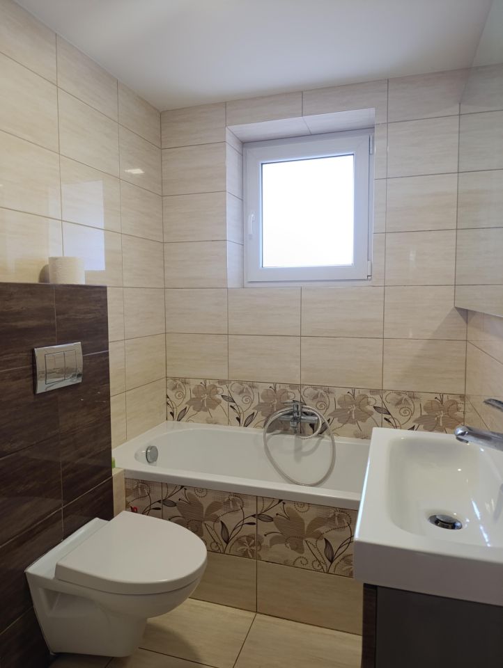 Mieszkanie 3-pokojowe Zalesie