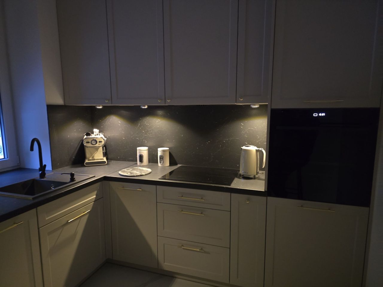 Mieszkanie 3-pokojowe Radom. Zdjęcie 4