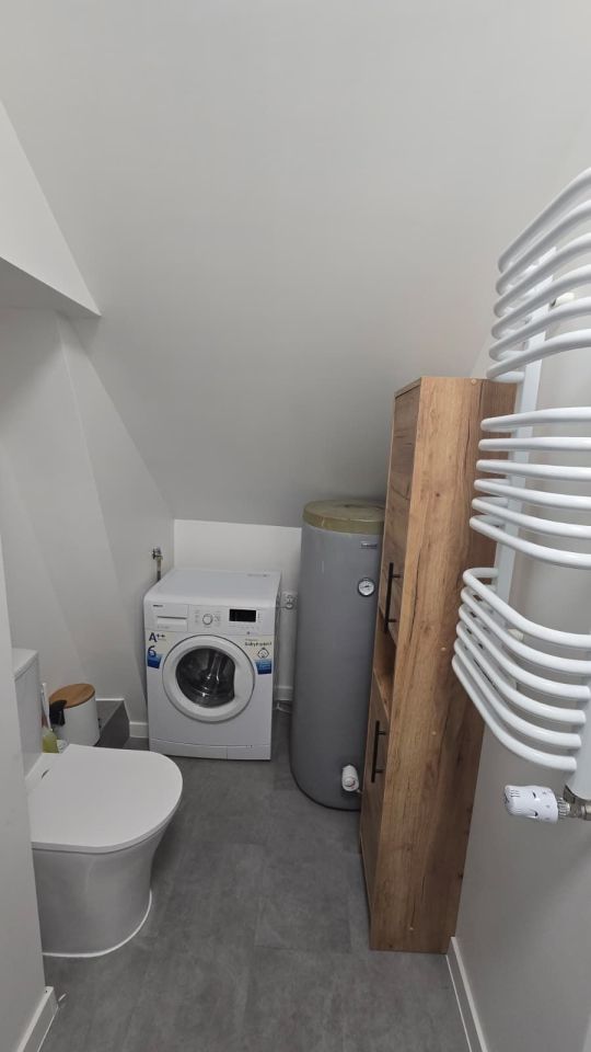 Mieszkanie 3-pokojowe Miłkowice. Zdjęcie 5