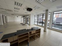 Lokal Ustrzyki Dolne, rynek Rynek. Zdjęcie 1