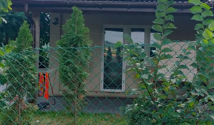 dom wolnostojący, 6 pokoi Łapiguz