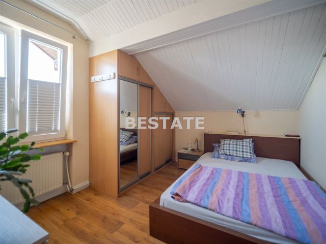 bliźniak, 6 pokoi Tarnów Krzyż. Zdjęcie 13