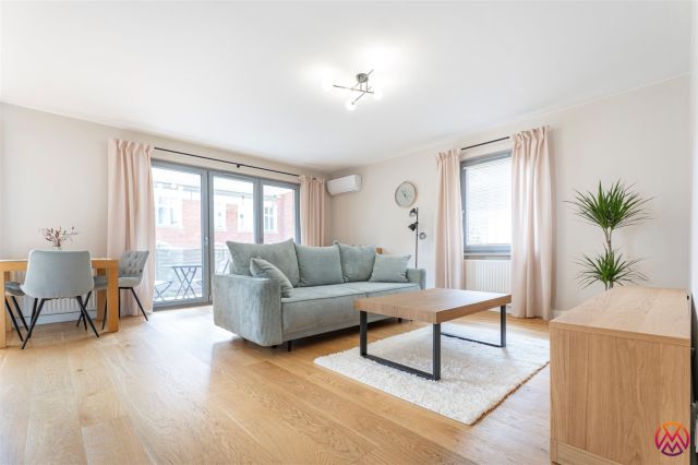 Mieszkanie 3-pokojowe Łódź Śródmieście, ul. ks. bp. Wincentego Tymienieckiego. Zdjęcie 2