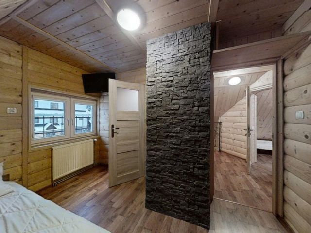 dom wolnostojący, 9 pokoi Małe Ciche. Zdjęcie 13