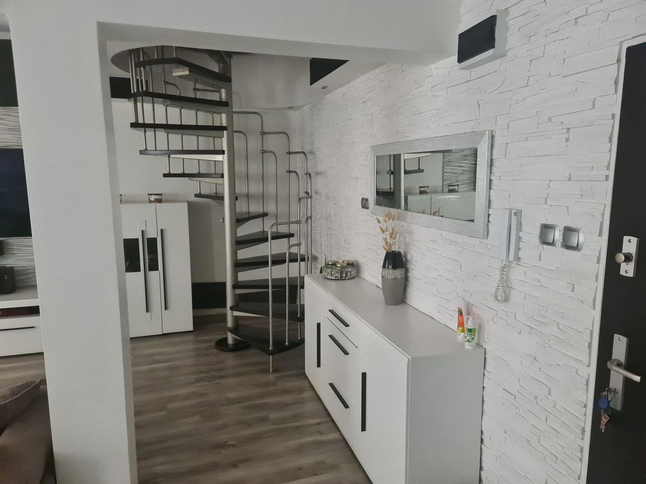 Mieszkanie 4-pokojowe Ełk, ul. Matki Teresy z Kalkuty. Zdjęcie 3