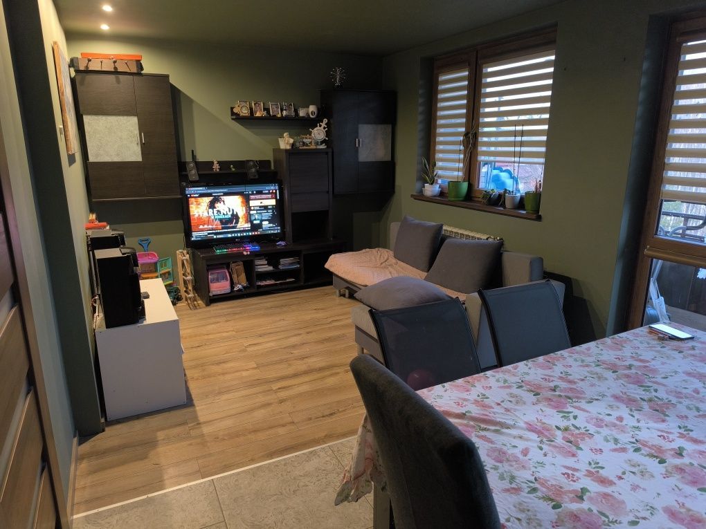 Mieszkanie 3-pokojowe Kamion. Zdjęcie 5