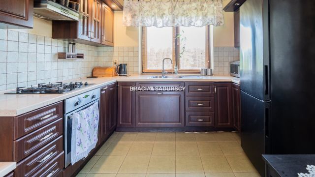 dom wolnostojący, 5 pokoi Wolica. Zdjęcie 7