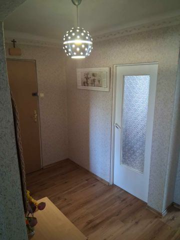 Mieszkanie 3-pokojowe Staszów Pipała, ul. Konstytucji 3 Maja. Zdjęcie 1