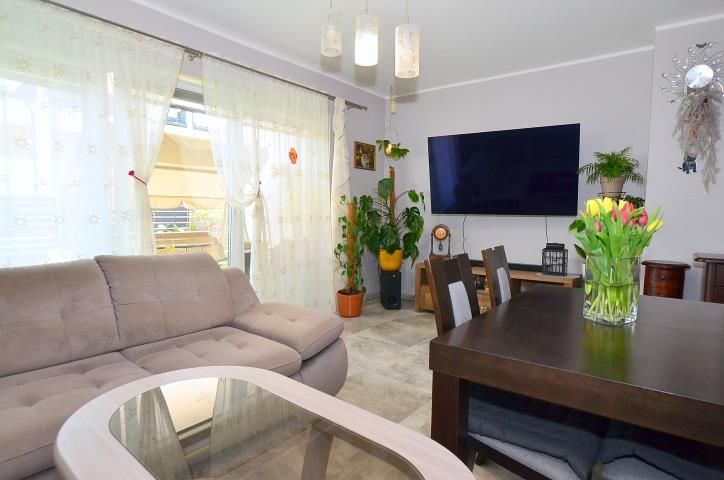 dom szeregowy, 4 pokoje Piekary Śląskie Lipka, ul. Skowronków. Zdjęcie 2