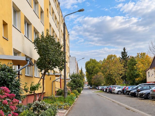 Mieszkanie 3-pokojowe Piotrków Trybunalski, ul. Kamila Cypriana Norwida. Zdjęcie 1